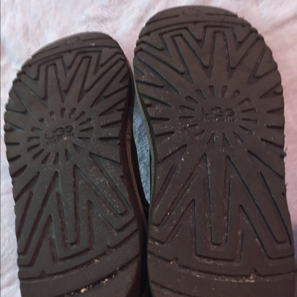 ✨UGG AUSTRALIA Classic Short Leather - Picture 5 of 6